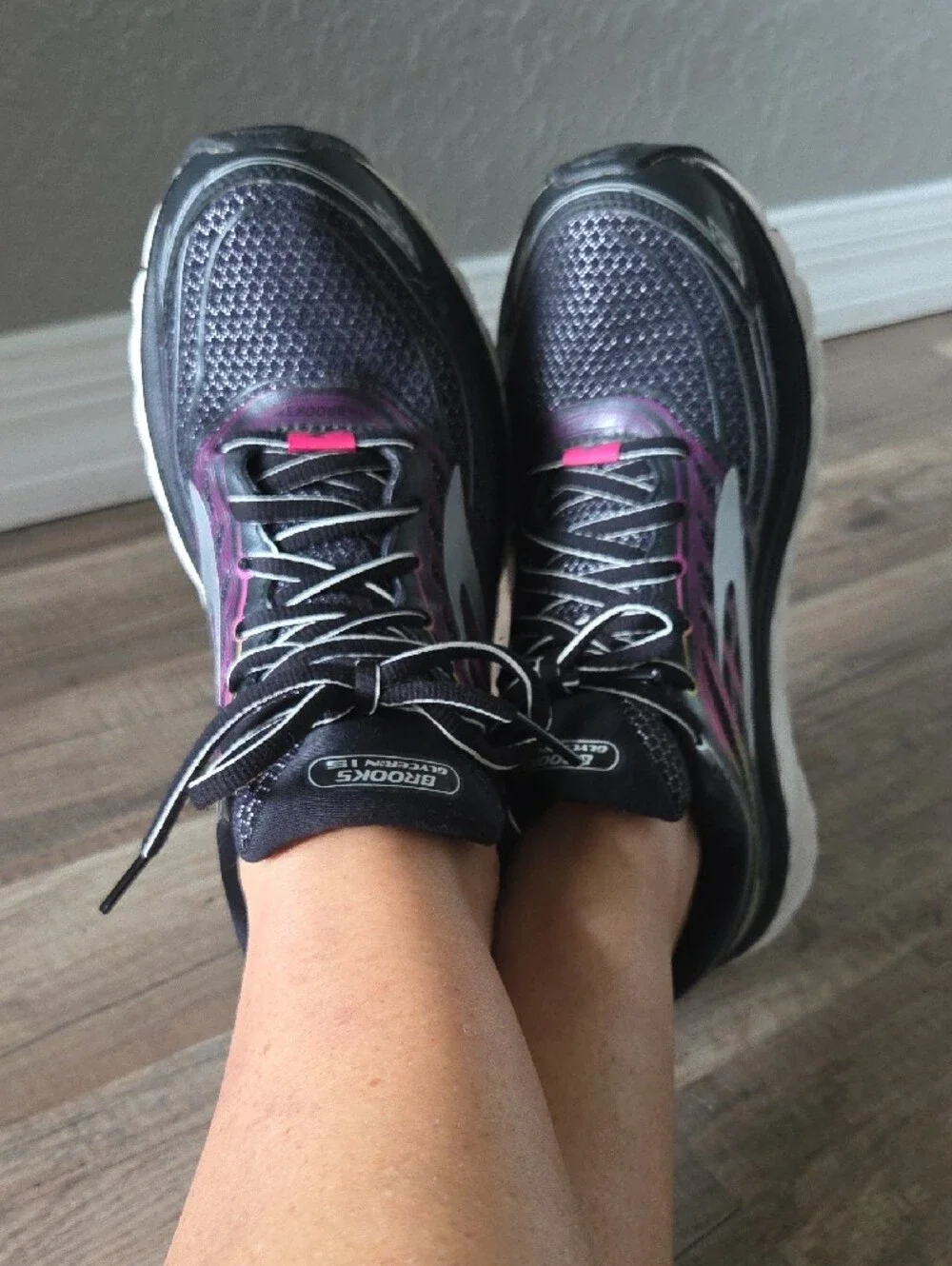 Brooks Black and Purple Glycerine 15 Athletic Running Sneakers